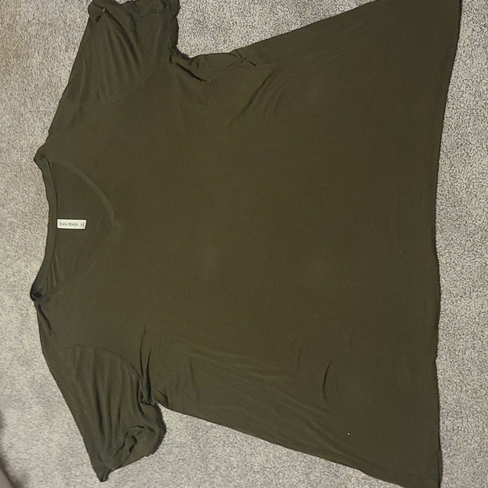 Womens Olive Green V-Neck Basic Tee